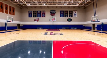 Florida Atlantic and Oklahoma State Set for High-Stakes College Basketball Showdown in Charleston